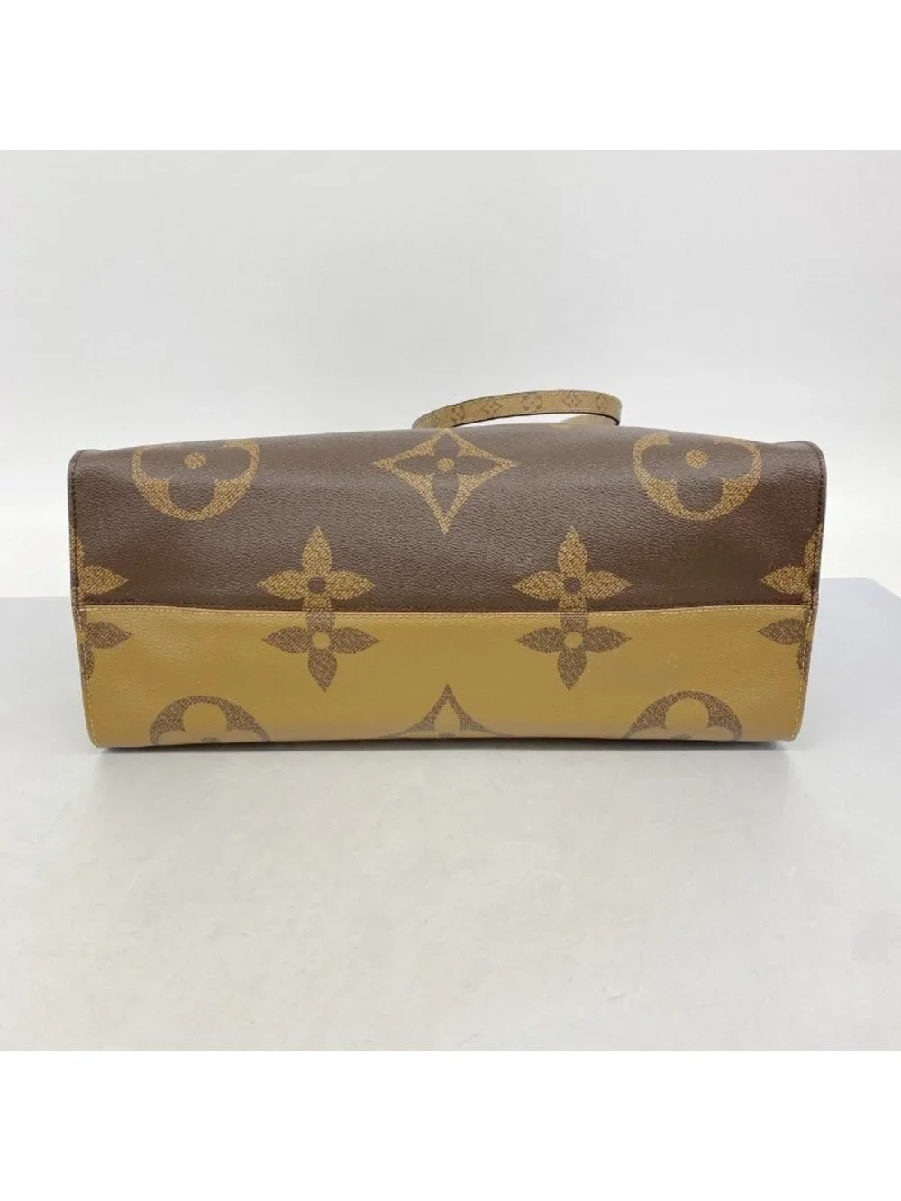 Louis Vuitton Tote Monogram Giant Reverse On The Go GM Brown 2-Way
